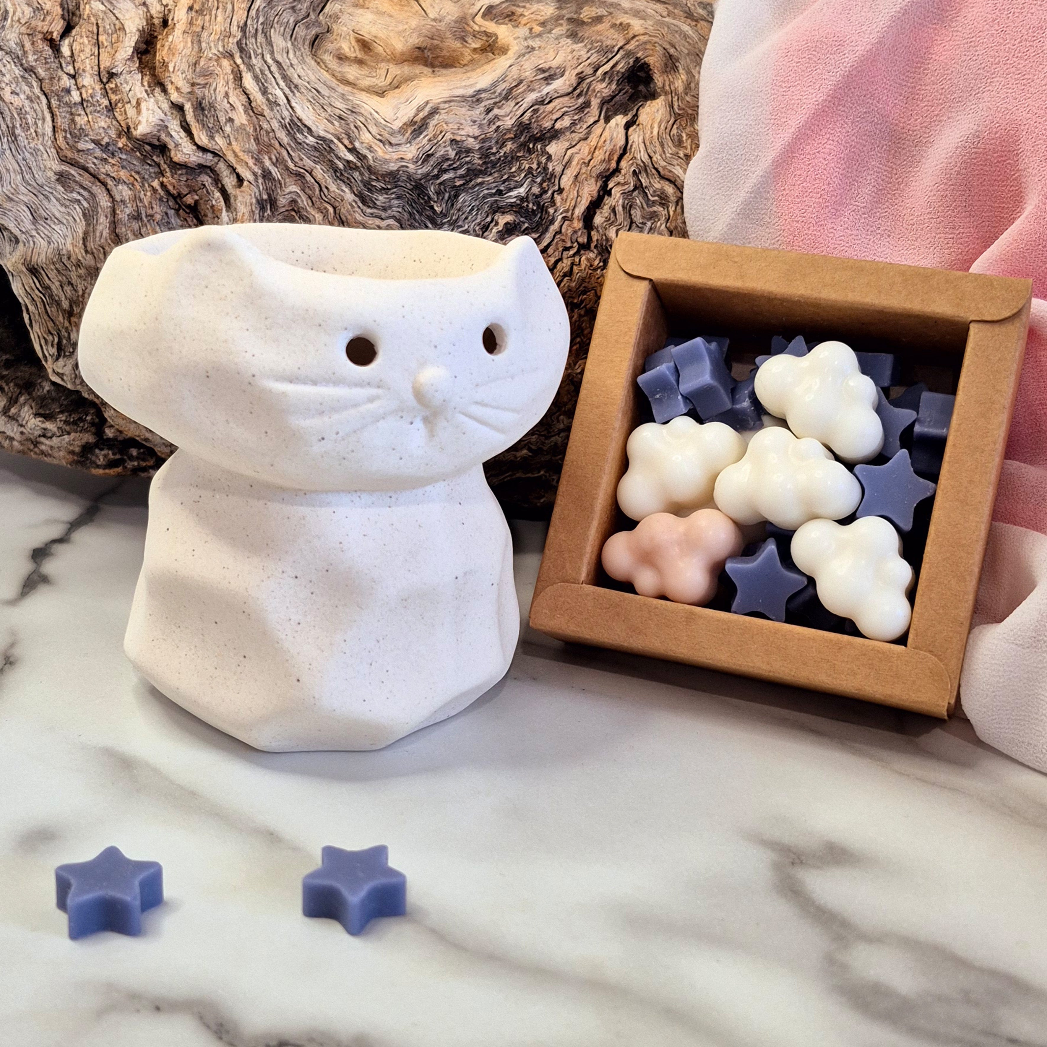 Milo the Cat Wax Burner